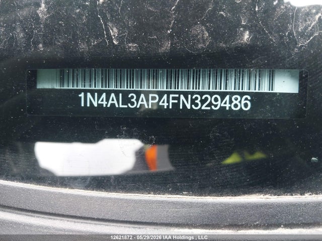 2015 Nissan Altima 2.5/2.5 S/2.5 Sl/2.5 Sv მანქანა იყიდება აუქციონზე, vin: 1N4AL3AP4FN329486, აუქციონის ნომერი: 12621872
