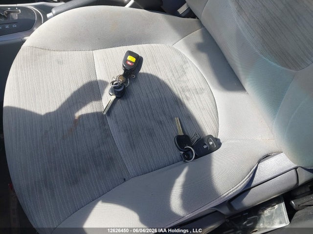 2015 Hyundai Accent Gl მანქანა იყიდება აუქციონზე, vin: KMHCT4AE6FU939172, აუქციონის ნომერი: 12626450