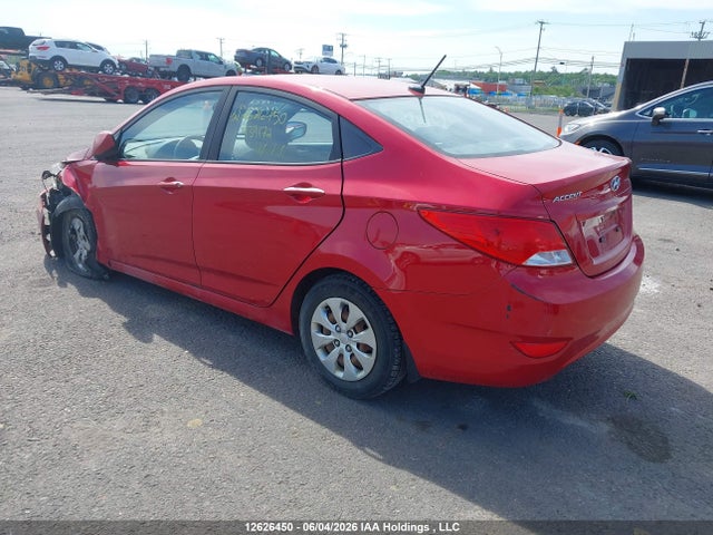 2015 Hyundai Accent Gl მანქანა იყიდება აუქციონზე, vin: KMHCT4AE6FU939172, აუქციონის ნომერი: 12626450