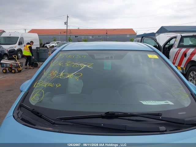 Продажа на аукционе авто 2015 Nissan Versa Note 1.6 S/1.6 Sl/1.6 Sr/1.6 Sv, vin: 3N1CE2CP2FL352062, номер лота: 12632667