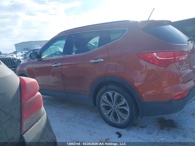 2015 Hyundai Santa Fe Sport 2.0t Limited მანქანა იყიდება აუქციონზე, vin: 5XYZUDLA0FG232933, აუქციონის ნომერი: 12553745