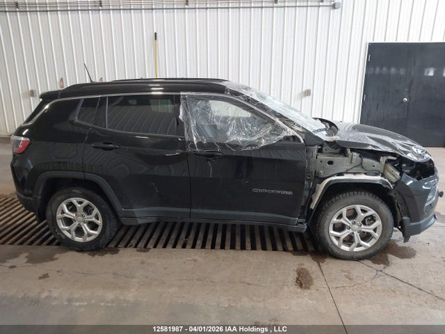 Jeep Compass North 2024 3C4NJDBNXRT174225 Image 13