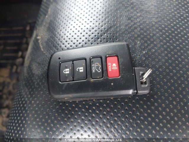 Продажа на аукционе авто 2015 Toyota Highlander Limited, vin: 5TDDKRFH6FS221153, номер лота: 12585024