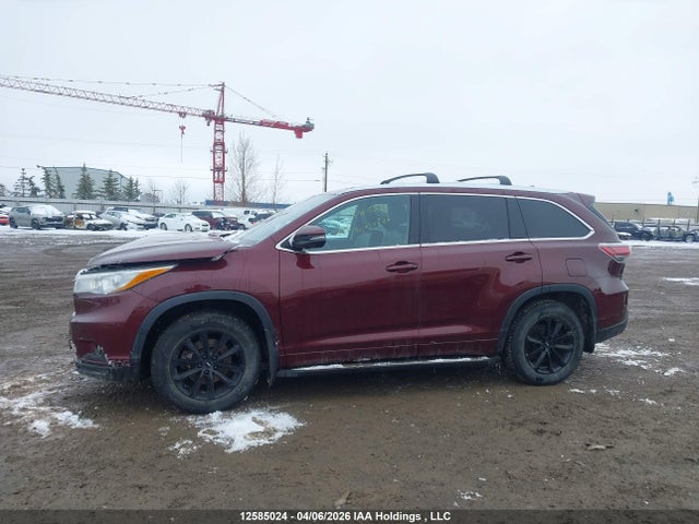Продажа на аукционе авто 2015 Toyota Highlander Limited, vin: 5TDDKRFH6FS221153, номер лота: 12585024