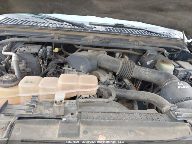 12607829 :رقم المزاد ، 1FTNX21S9XEC33319 vin ، 1999 Ford F-250 Lariat/xl/xlt مزاد بيع