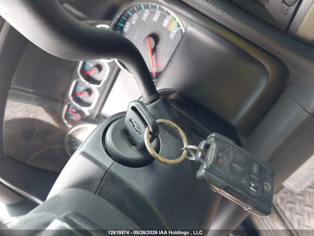 Продаж на аукціоні авто 2015 Chevrolet Silverado 1500 1lt/2lt, vin: 3GCUKREC6FG161136, номер лоту: 12615974