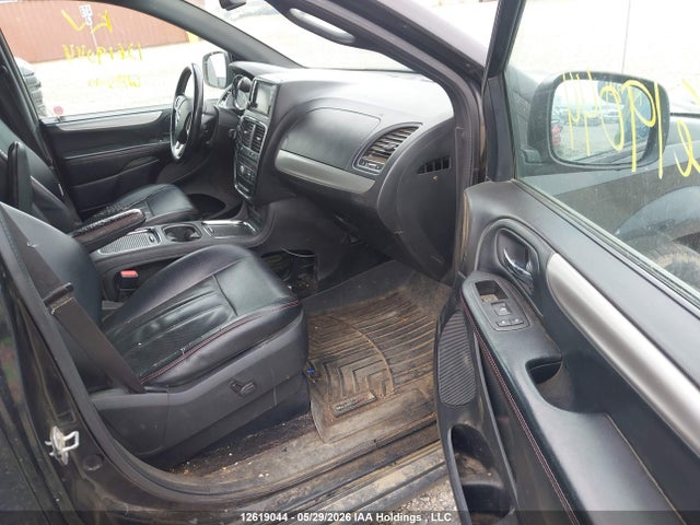 Продажа на аукционе авто 2016 Dodge Grand Caravan R/t, vin: 2C4RDGEG0GR103798, номер лота: 12619044