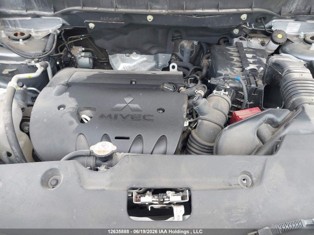 JA4AJUAU3PU606383 Mitsubishi RVR ES