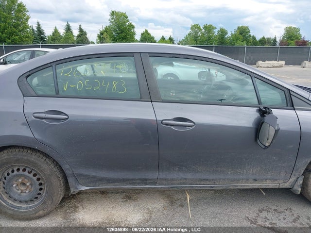 Honda Civic 2015 2HGFB2F47FH052483 Image 14