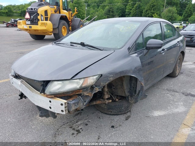 Honda Civic 2015 2HGFB2F47FH052483 Image 2