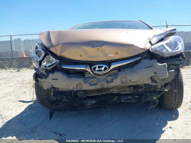 Продажа на аукционе авто 2015 Hyundai Elantra Se/sport/limited, vin: KMHDH4AH7FU413388, номер лота: 12635903