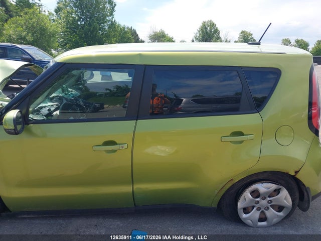 KIA Soul 2016 KNDJN2A22G7819708 Image 14