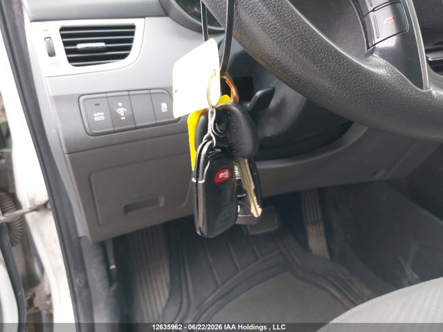 2013 Hyundai Elantra მანქანა იყიდება აუქციონზე, vin: 5NPDH4AE6DH277899, აუქციონის ნომერი: 12635962