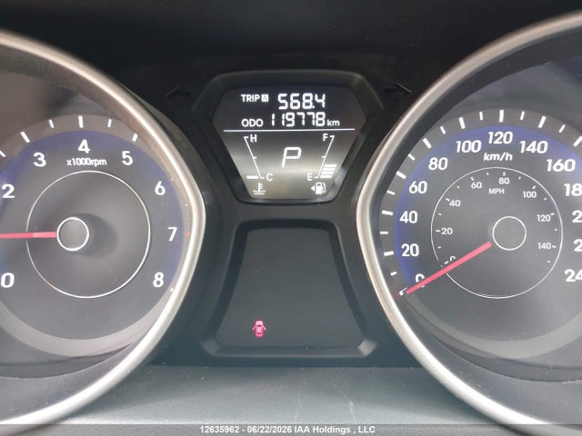 2013 Hyundai Elantra მანქანა იყიდება აუქციონზე, vin: 5NPDH4AE6DH277899, აუქციონის ნომერი: 12635962