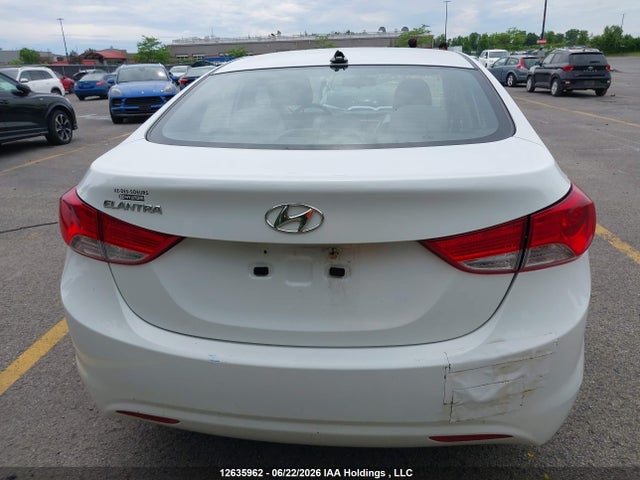 2013 Hyundai Elantra მანქანა იყიდება აუქციონზე, vin: 5NPDH4AE6DH277899, აუქციონის ნომერი: 12635962
