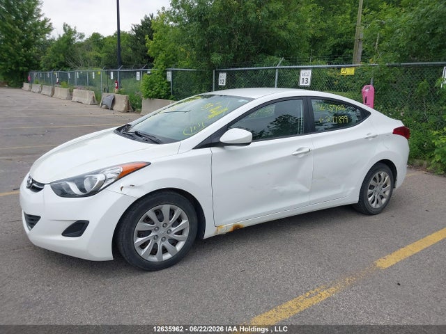2013 Hyundai Elantra მანქანა იყიდება აუქციონზე, vin: 5NPDH4AE6DH277899, აუქციონის ნომერი: 12635962