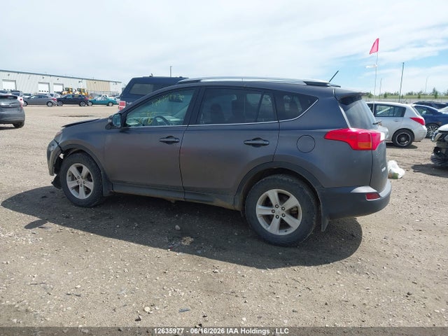 2013 Toyota Rav4 Xle მანქანა იყიდება აუქციონზე, vin: 2T3RFREV4DW077048, აუქციონის ნომერი: 12635977