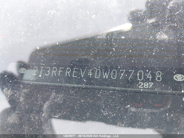 2013 Toyota Rav4 Xle მანქანა იყიდება აუქციონზე, vin: 2T3RFREV4DW077048, აუქციონის ნომერი: 12635977