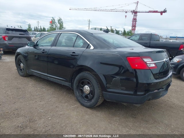Ford Police Interceptor 2015 1FAHP2MK9FG124571 Image 3