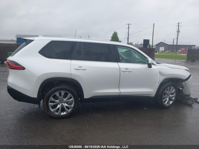 Toyota Grand Highlander Limited 2025 5TDAAAB55SS101566 Image 14