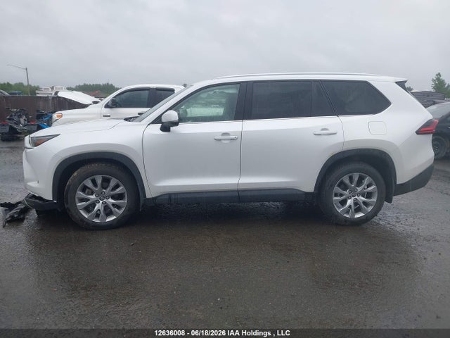 Toyota Grand Highlander Limited 2025 5TDAAAB55SS101566 Image 15