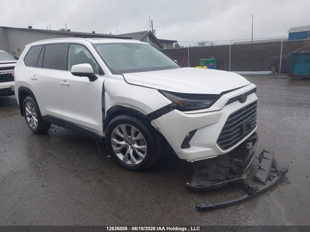 Toyota Grand Highlander Limited 2025 5TDAAAB55SS101566 Image 6