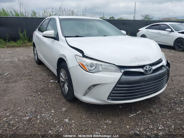 2017 Toyota Camry Le მანქანა იყიდება აუქციონზე, vin: 4T1BF1FKXHU701067, აუქციონის ნომერი: 12636015