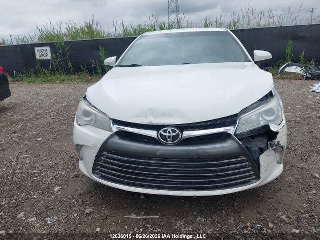 2017 Toyota Camry Le მანქანა იყიდება აუქციონზე, vin: 4T1BF1FKXHU701067, აუქციონის ნომერი: 12636015