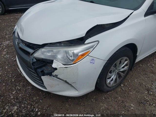 2017 Toyota Camry Le მანქანა იყიდება აუქციონზე, vin: 4T1BF1FKXHU701067, აუქციონის ნომერი: 12636015