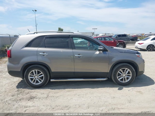 KIA SORENTO LX 2014 5XYKT3A63EG474840 Image 13