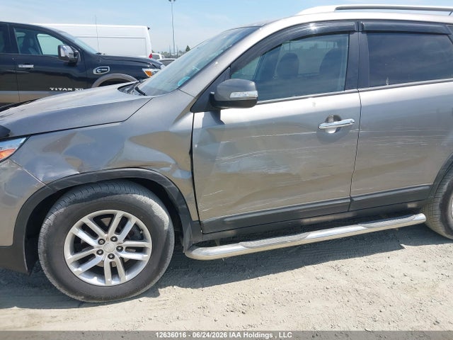 KIA SORENTO LX 2014 5XYKT3A63EG474840 Image 6