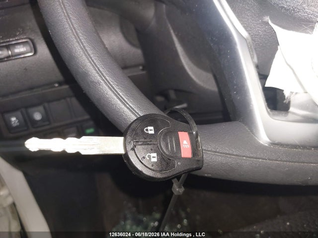 JN1BJ1AWXPW100308 Nissan Qashqai S
