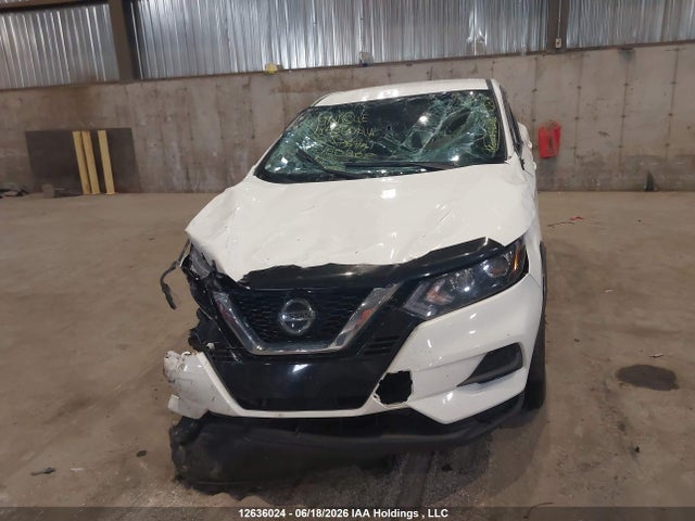 JN1BJ1AWXPW100308 Nissan Qashqai S