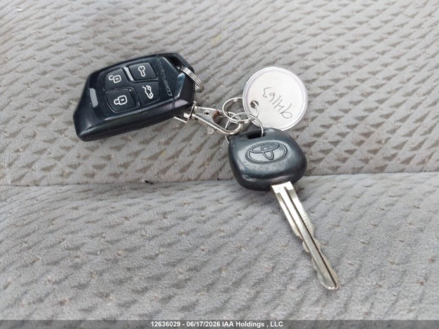 2013 Toyota Sienna Le 8 Passenger მანქანა იყიდება აუქციონზე, vin: 5TDKK3DC8DS305757, აუქციონის ნომერი: 12636029