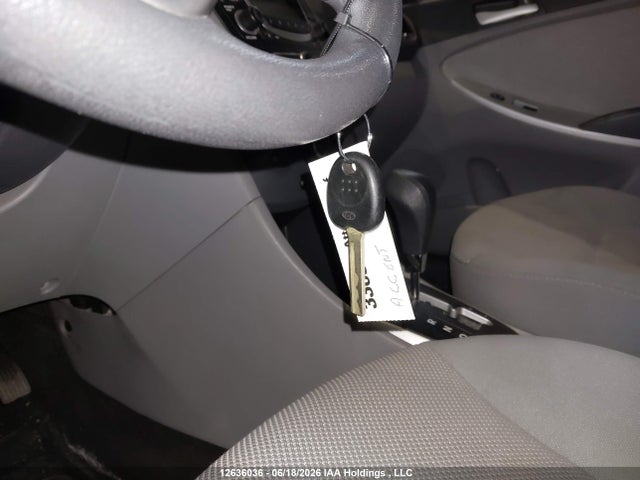 2012 Hyundai Accent Gls/gs მანქანა იყიდება აუქციონზე, vin: KMHCT4AE1CU043969, აუქციონის ნომერი: 12636036