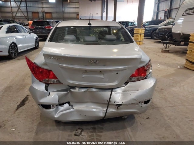 2012 Hyundai Accent Gls/gs მანქანა იყიდება აუქციონზე, vin: KMHCT4AE1CU043969, აუქციონის ნომერი: 12636036