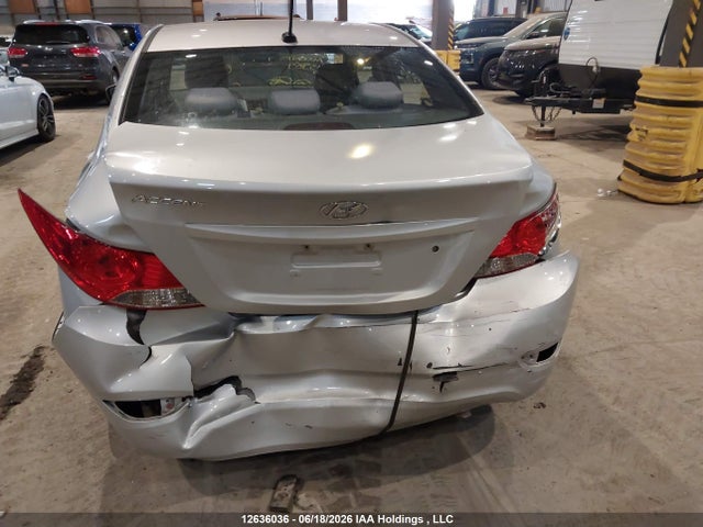 2012 Hyundai Accent Gls/gs მანქანა იყიდება აუქციონზე, vin: KMHCT4AE1CU043969, აუქციონის ნომერი: 12636036
