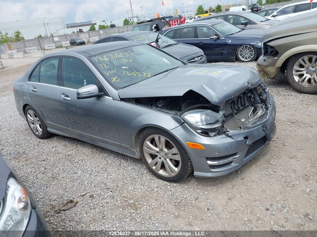 Продаж на аукціоні авто 2012 Mercedes-benz C 300 4matic, vin: WDDGF8BB7CA725528, номер лоту: 12636037
