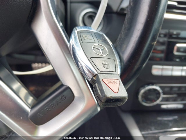 2012 Mercedes-benz C 300 4matic მანქანა იყიდება აუქციონზე, vin: WDDGF8BB7CA725528, აუქციონის ნომერი: 12636037