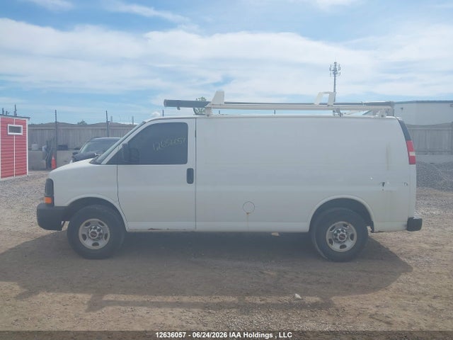 GMC Savana G2500 2015 1GTW7FCF4F1179056 Image 14