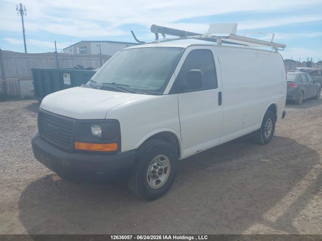 GMC Savana G2500 2015 1GTW7FCF4F1179056 Image 2