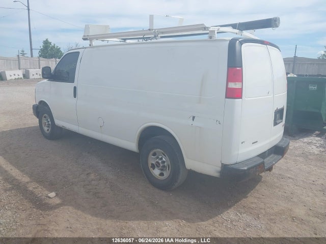 GMC Savana G2500 2015 1GTW7FCF4F1179056 Image 3