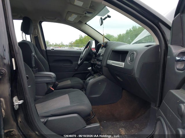 Продажа на аукционе авто 2015 Jeep Compass Sport, vin: 1C4NJDAB5FD152318, номер лота: 12636070