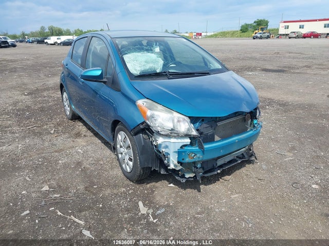 12636087 :رقم المزاد ، VNKKTUD33EA003415 vin ، 2014 Toyota Yaris Le مزاد بيع