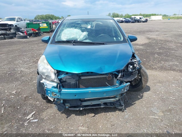 12636087 :رقم المزاد ، VNKKTUD33EA003415 vin ، 2014 Toyota Yaris Le مزاد بيع