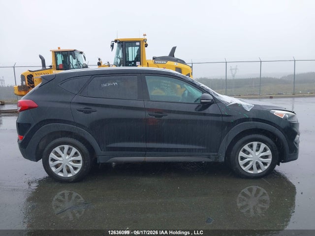 2016 Hyundai Tucson Premium 1.6 მანქანა იყიდება აუქციონზე, vin: KM8J3CA24GU042859, აუქციონის ნომერი: 12636099
