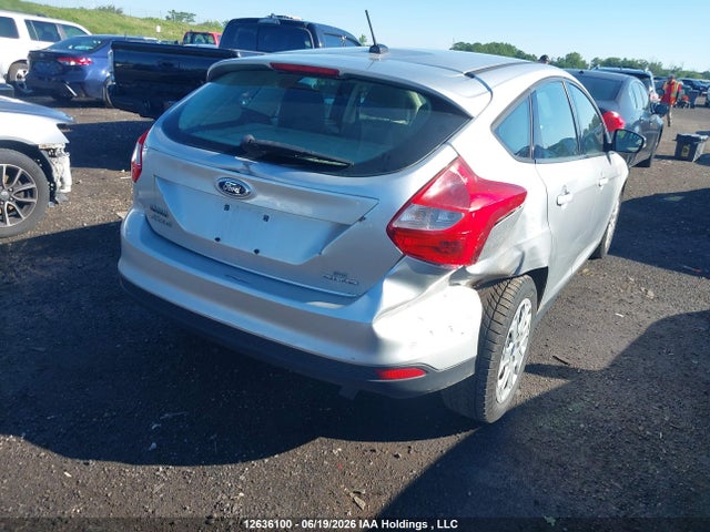 12636100 :رقم المزاد ، 1FADP3K24DL248808 vin ، 2013 Ford Focus Se مزاد بيع