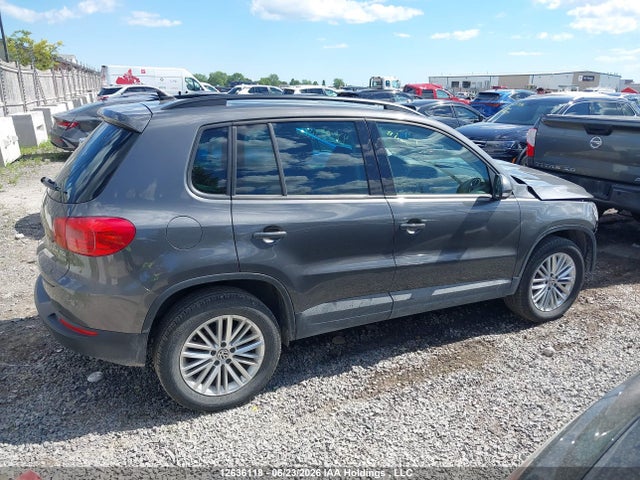 WVGJV7AXXFW601654 Volkswagen Tiguan