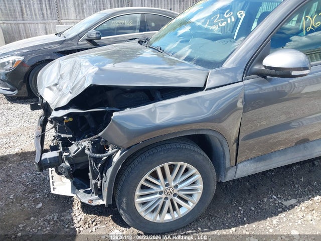 WVGJV7AXXFW601654 Volkswagen Tiguan