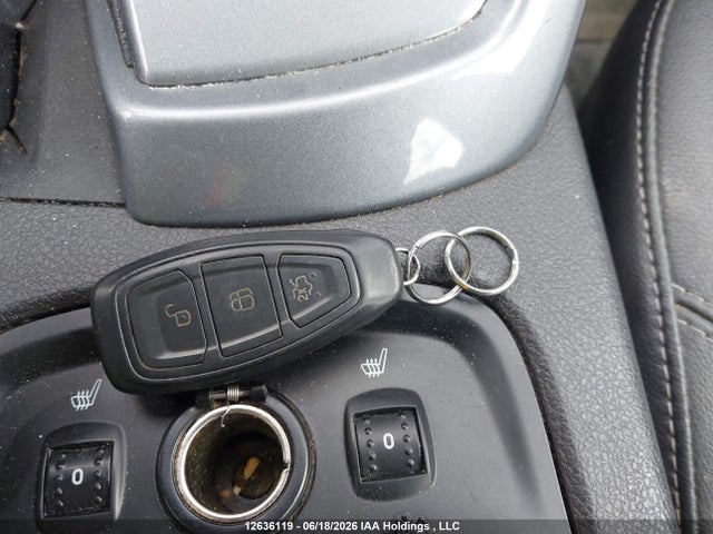Продажа на аукционе авто 2012 Ford Focus Titanium, vin: 1FAHP3J24CL406422, номер лота: 12636119